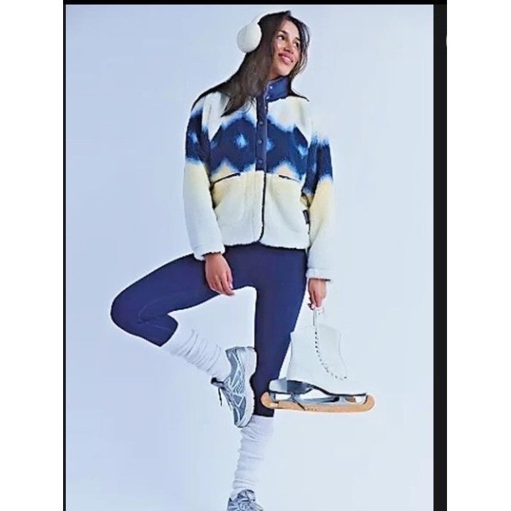 Free People Movement Hit The Slopes Fleece Jacket Blue Yellow Tie Dye M NEW